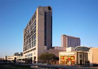 1-night Weekend Stay at The Westin Galleria + Breakfast 202//143